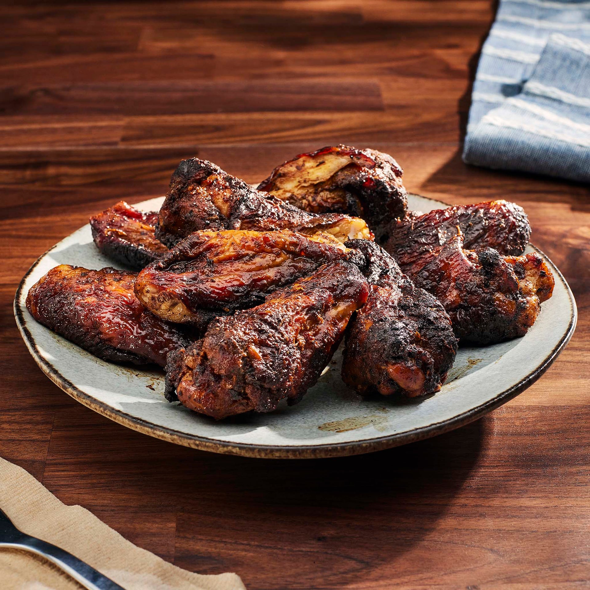 Hickory BBQ Chicken Wings lb – Jack Stack Shipping